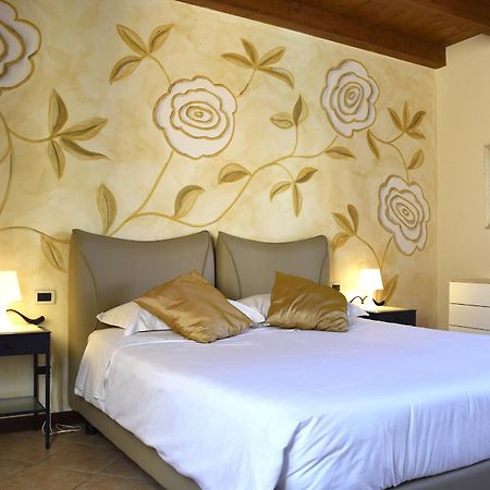 Int 6 - Suite Marco Bologne Extérieur photo