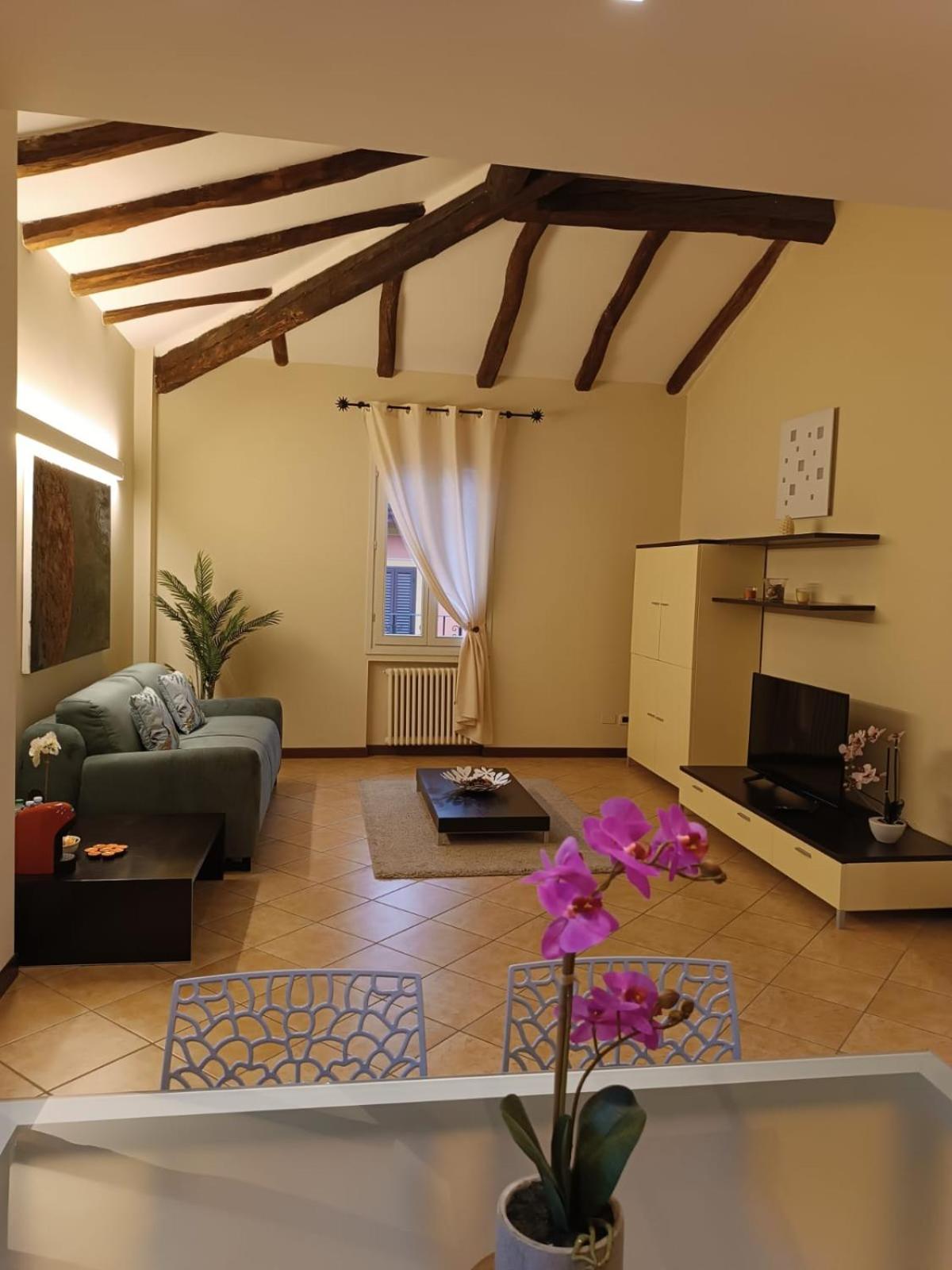 Int 6 - Suite Marco Bologne Extérieur photo